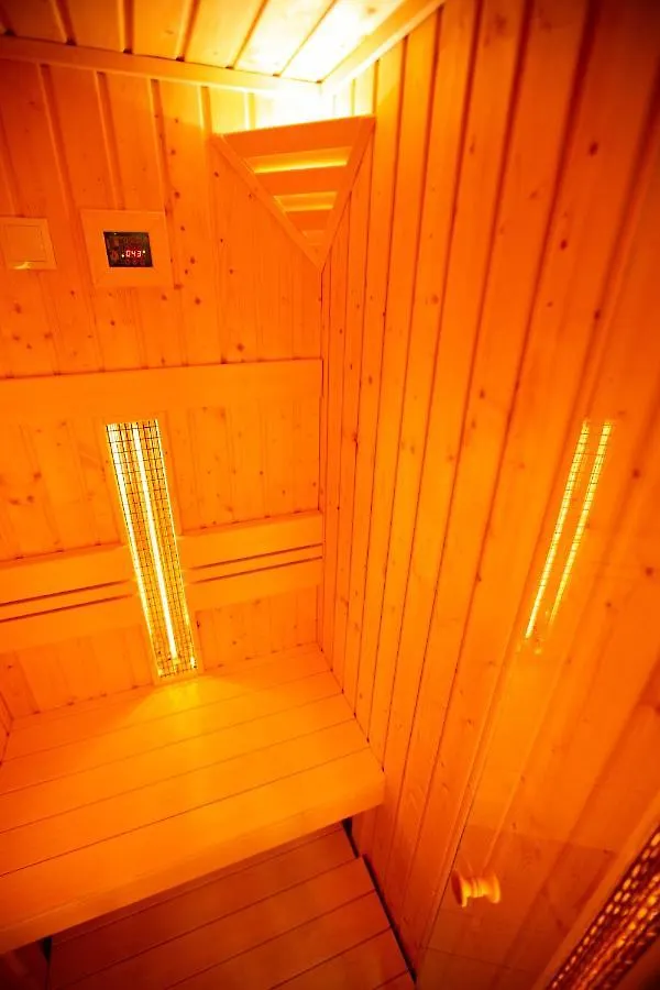 Danube Bank Apartment With Sauna/A.C Budapest