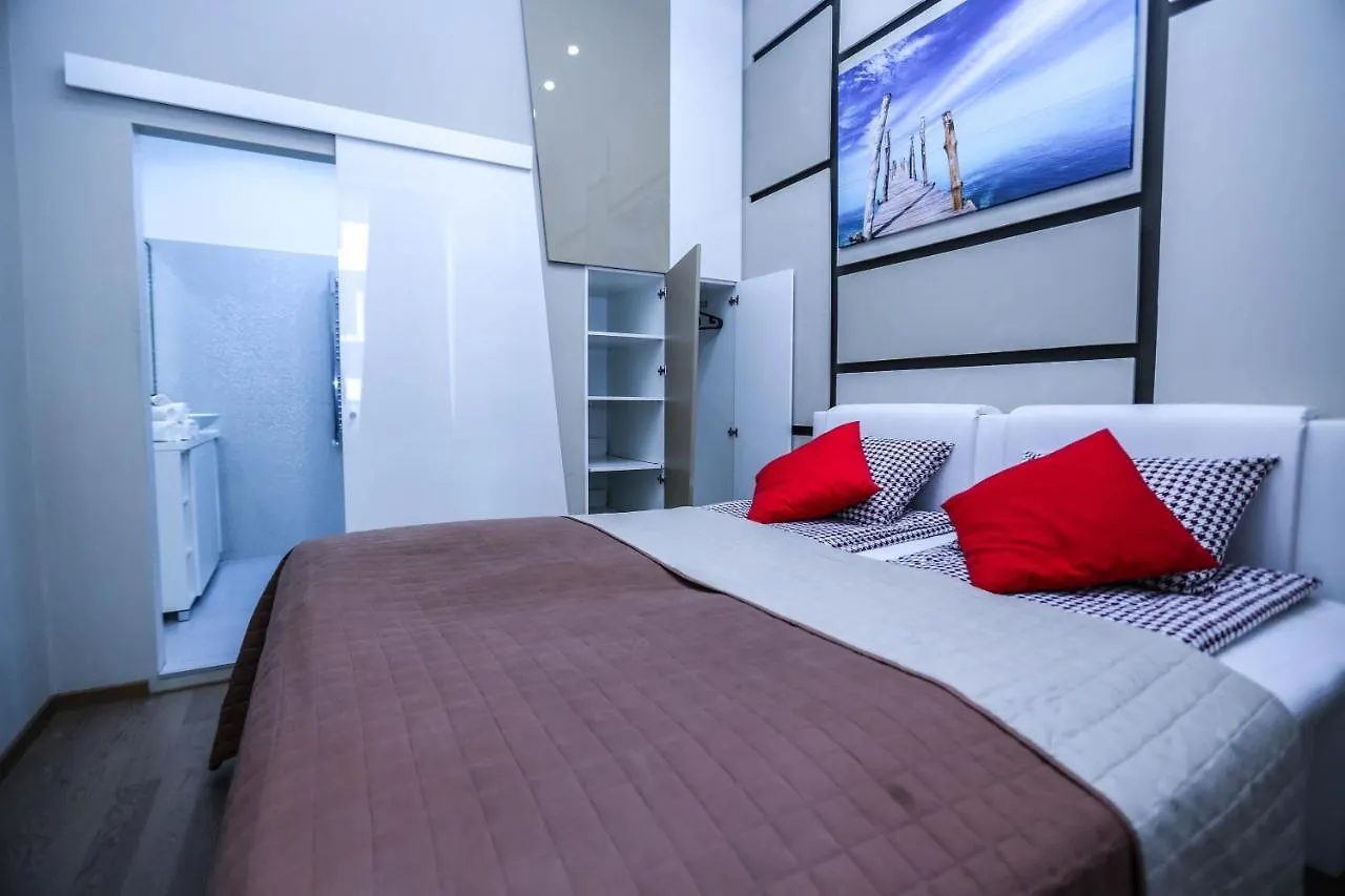 Danube Bank Apartment With Sauna/A.C Budapest Hungary